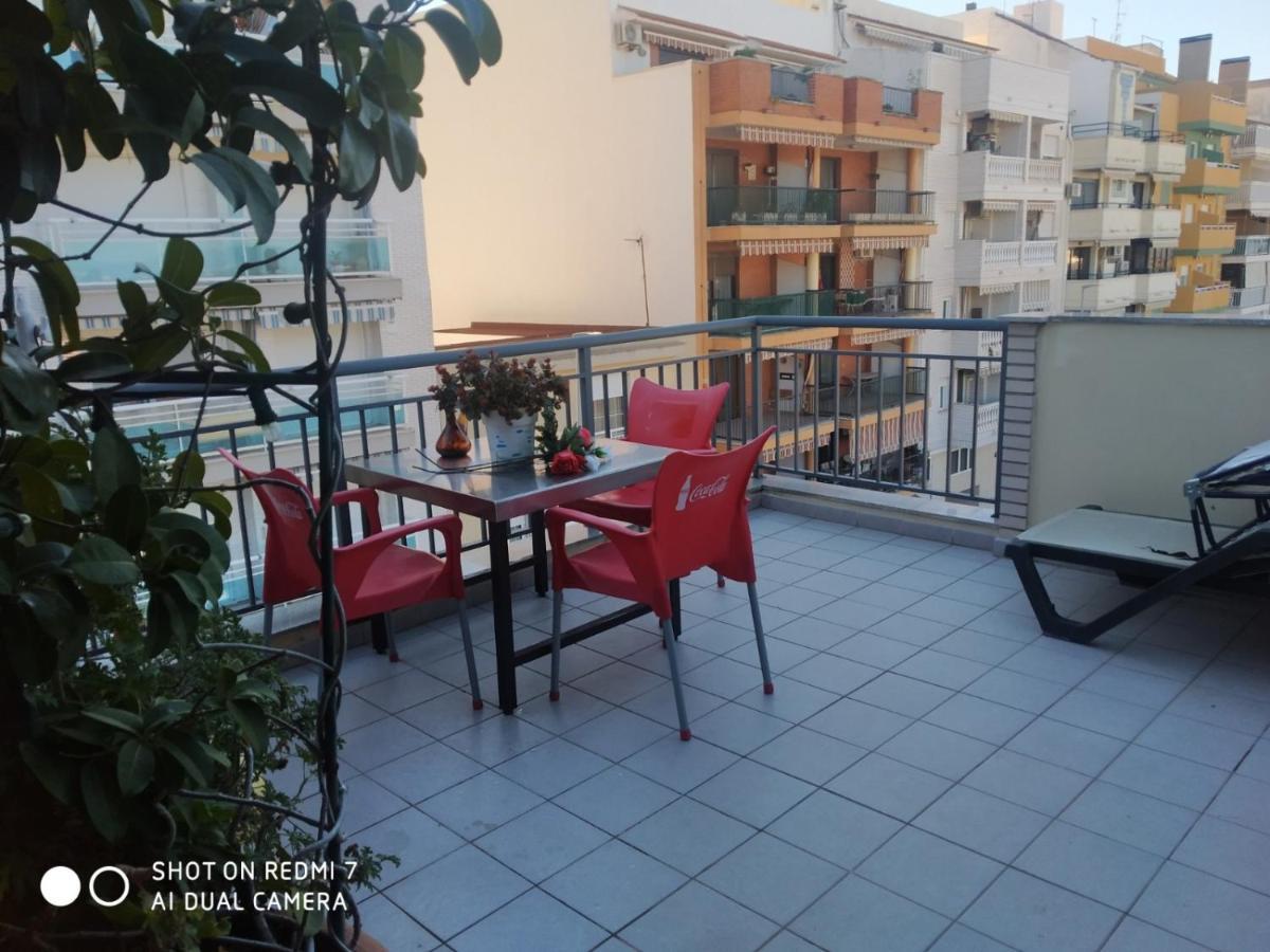 Habitación en un Ático con gran terraza al aire libre una noche 75 mas noches a 65e Burriana Exterior foto