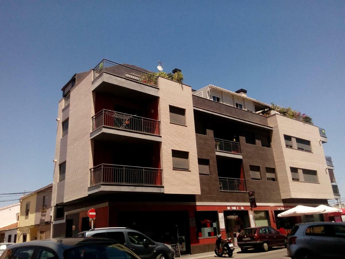 Habitación en un Ático con gran terraza al aire libre una noche 75 mas noches a 65e Burriana Exterior foto